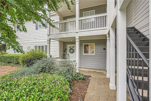 15 Little Silver Ct Se, Smyrna, GA, 30080-8018 | Card Image