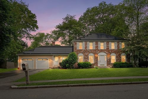 58 Berkeley Rd, North Andover, MA, 01845-5204 | Card Image