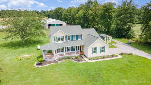 4526 Ireton Rd, Williamsburg, OH, 45176-9282 | Card Image