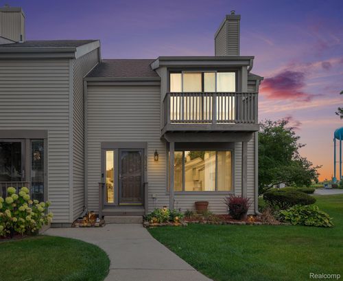 6345 Laurentian Ct, Flint, MI, 48532-2039 | Card Image