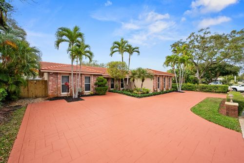 3400 N 47th Avenue, Hollywood, FL, 33021 | Card Image