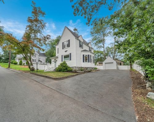 3 Highet Ave, Woburn, MA, 01801-2407 | Card Image