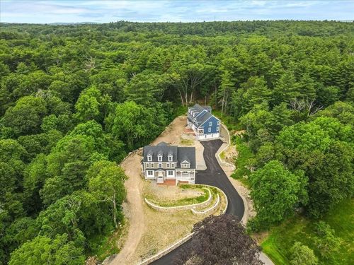 35-20 Shuttleworth Pl, Dedham, MA, 02026-5644 | Card Image