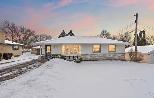 714 50th Ave Ne, Columbia Heights, MN, 55421-1734 | Card Image