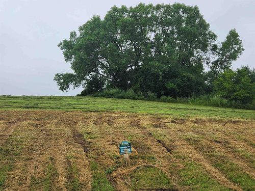 L2 Blue Victoria Drive, Windsor, WI, 53590 | Card Image