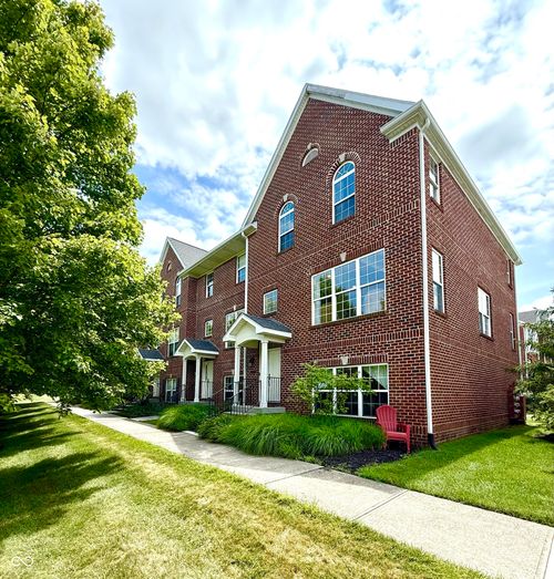 15320 Mystic Rock Dr, Carmel, IN, 46033-8141 | Card Image