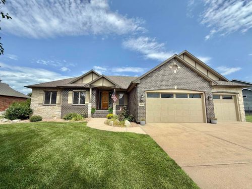 3005 Stone Lake Dr, Augusta, KS, 67010-2398 | Card Image