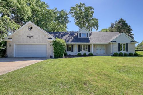 3910 Fresno Road, Brookfield, WI, 53045 | Card Image