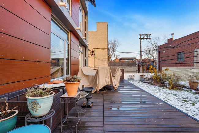 UNIT-2S - 2041 W Roscoe St, Condo with 3 bedrooms, 2 bathrooms and 1 parking in CHICAGO IL | Image 30