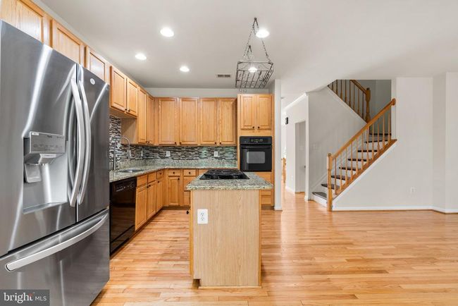 9956 Fragrant Lilies Way, Townhouse with 3 bedrooms, 3 bathrooms and null parking in LAUREL MD | Image 10