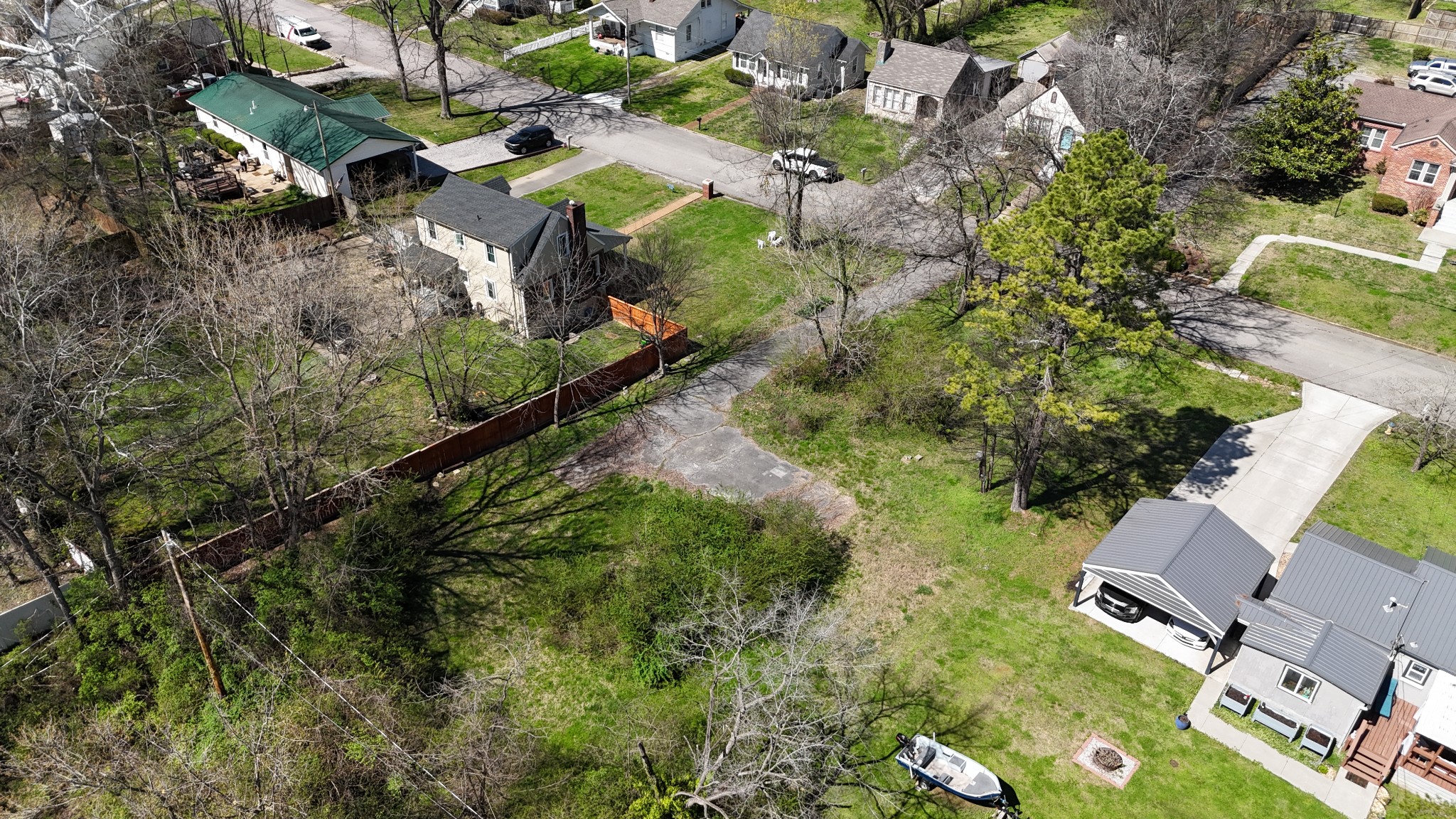 2nd Ave, Columbia, TN 38401