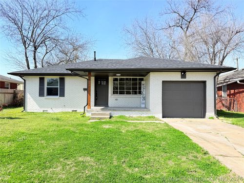 68 S 105th East Place, Tulsa, OK, 74128 | Card Image