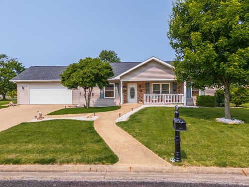 901 Easy St, Roanoke, IL, 61561-9657 | Card Image