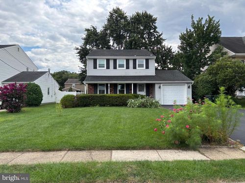 134 Fernwood Ave, BURLINGTON, NJ, 08016-2502 | Card Image