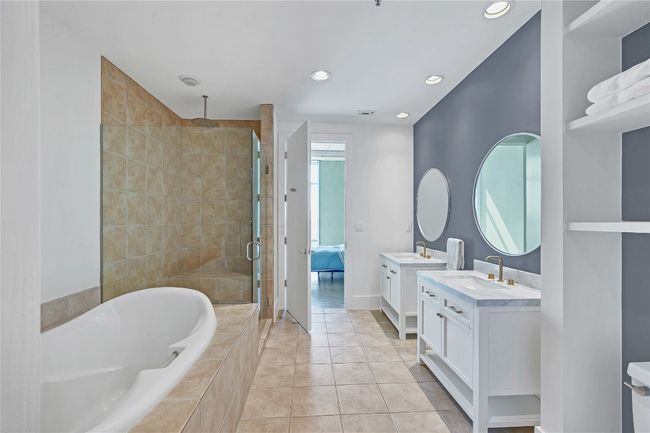 APT-705 - 800 W 5 Th St, Condo with 2 bedrooms, 2 bathrooms and 2 parking in Austin TX | Image 8