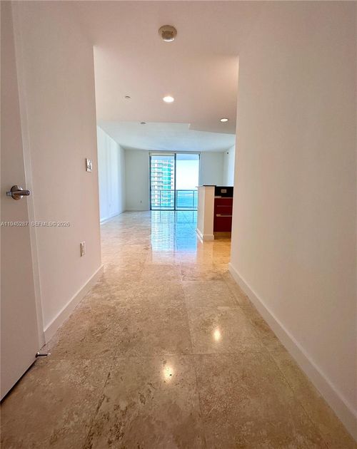 apt-2905-1060 Brickell Ave, Miami, FL, 33131-3924 | Card Image