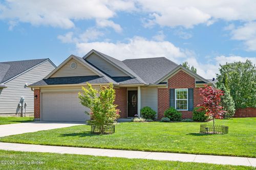1220 Royal Ave, La Grange, KY, 40031-7989 | Card Image