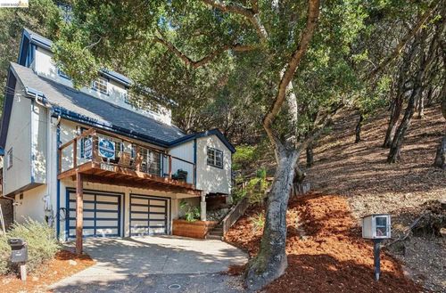 5250 Leona St, Oakland, CA, 94619-3004 | Card Image