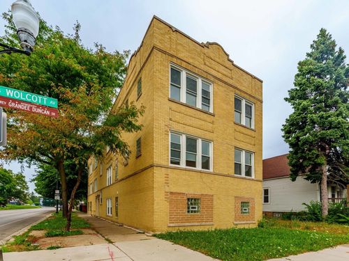 1908 W Marquette Rd, Chicago, IL, 60636-3251 | Card Image