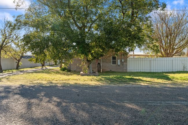 2507 Neill Rd, House other with 3 bedrooms, 2 bathrooms and 3 parking in Big Spring TX | Image 4