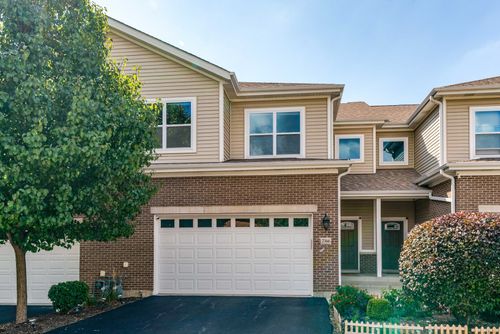2366 N Newberry Ln, Palatine, IL, 60074-7300 | Card Image