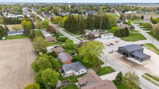 465 Main St W, House other with 3 bedrooms, 2 bathrooms and 3 parking in Palmerston ON | Image 35