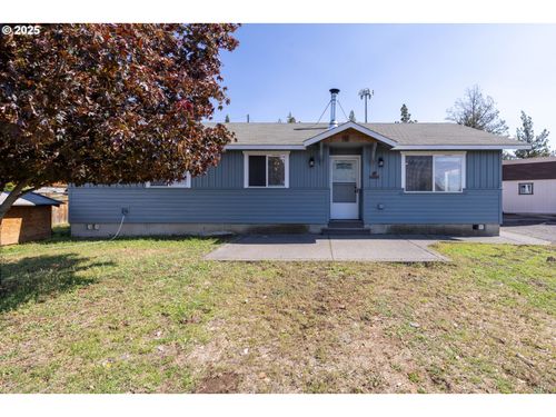 8095 Sw High Cone Dr, Terrebonne, OR, 97760-9286 | Card Image