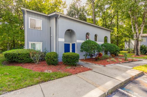 1302-3270 Ricky Dr, Jacksonville, FL, 32223-7821 | Card Image