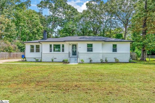 12 Brewster Drive, Taylors, SC, 29687 | Card Image