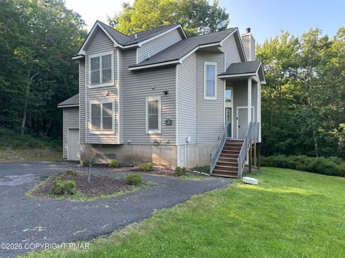 2210 Camelback Dr, Tannersville, PA, 18372-7702 | Card Image