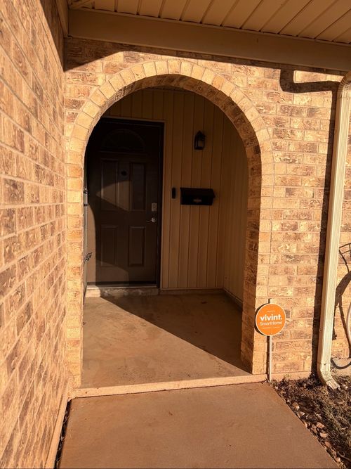 2557 N Willis St, Abilene, TX, 79603-2046 | Card Image