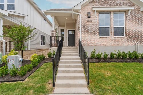 unit-b-502 Orleanian Dr, Buda, TX, 78610-4198 | Card Image