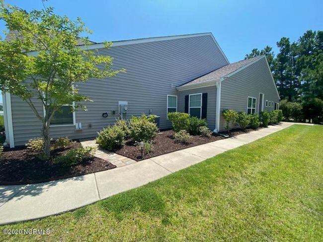 1066 Chadsey Lake Dr, House other with 3 bedrooms, 2 bathrooms and 2 parking in Carolina Shores NC | Image 4