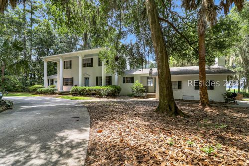 93 Myrtle Island Rd, Bluffton, SC, 29910-7109 | Card Image
