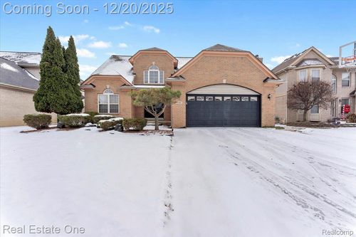 15405 Oakleigh, Southgate, MI, 48195-8533 | Card Image