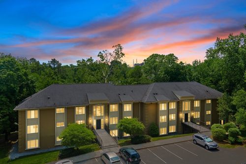 apt-77-4487 Post Pl, Nashville, TN, 37205-1624 | Card Image