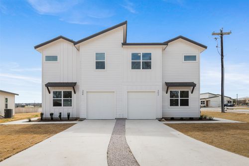 304-304 E 19.5 Street, Georgetown, TX, 78626 | Card Image