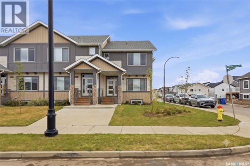 122 Taskamanwa St, Saskatoon, SK, S7V1P6 | Card Image