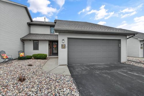 d-830 East River Drive, DE PERE, WI, 54115 | Card Image