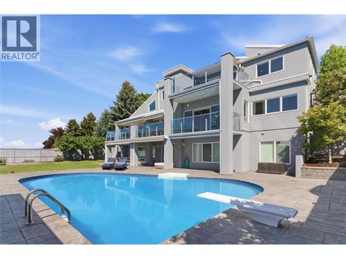 2090 Bennett Rd, Kelowna, BC, V1V2C2 | Card Image