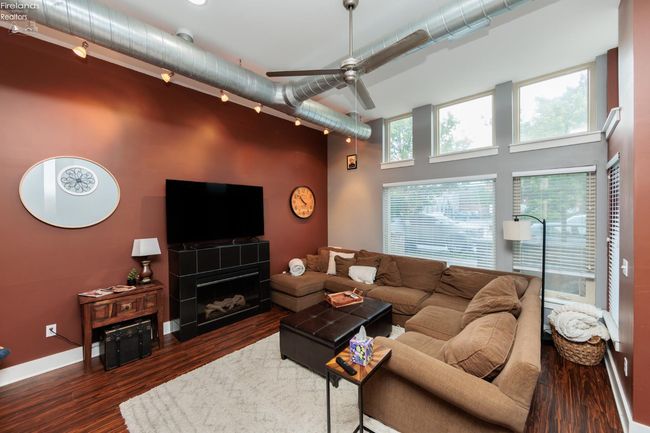 1402 Newman Ave, House other with 3 bedrooms, 3 bathrooms and null parking in Lakewood OH | Image 9