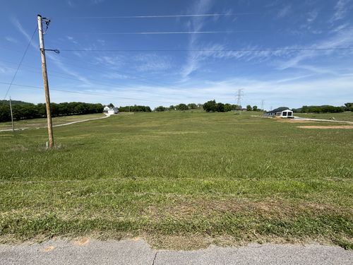 6 Gross Ln, Hartsville, TN, 37074 | Card Image