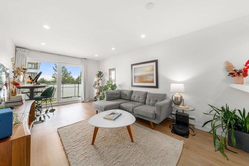 312-360 E 2nd St, North Vancouver, BC, V7L4N6 | Card Image