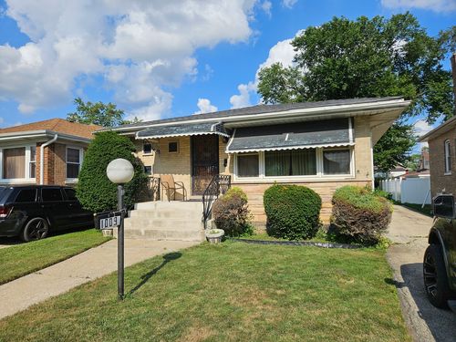 1009 24th Ave, Bellwood, IL, 60104-2514 | Card Image