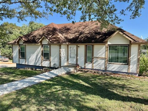 900 Summit Rd, Knob Noster, MO, 65336-1597 | Card Image