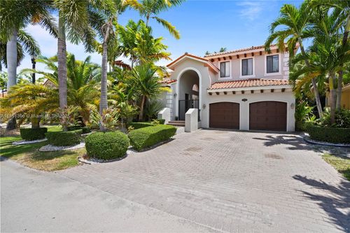 7714 Sw 193rd St, Cutler Bay, FL, 33157-7389 | Card Image