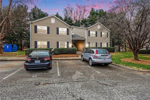 2217 C New Garden Rd, Greensboro, NC, 27410-2375 | Card Image