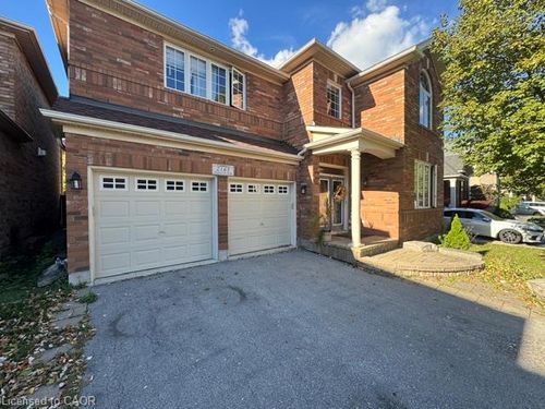 2165 Highcliffe Way, Oakville, ON, L6M5B6 | Card Image