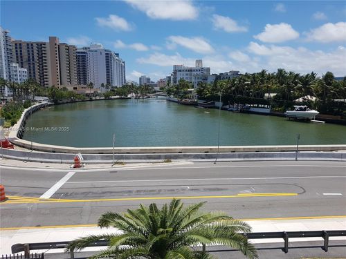 apt-309-2600 Collins Ave, Miami Beach, FL, 33140-4710 | Card Image
