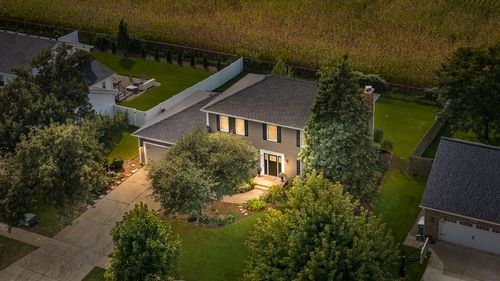 733 Millview Dr, Batavia, IL, 60510-3073 | Card Image
